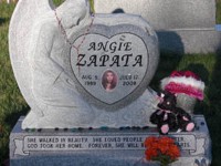 Angela Zapatas gravsten