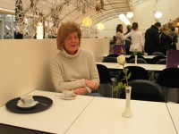 Jeanette i Illums Café.
