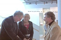 3. september 2008 ved indvielsen af Lindholm Høje Museets udvidelse. Jytte Witt i samtale med udstillingens arkitekt Lars Haastrup (tv) og bygningens arkitekt Lars Fich (th) efter alle festtalerne, og mens H. M. Dronningen blev vist rundt.